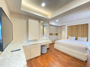 Luxurious 2BR Apartment at Parahyangan Residence By Travelio